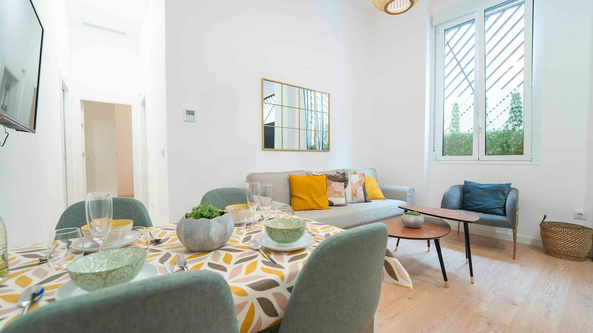 Apartamento A Estrenar Junto Al Centro De La Ciudad Seville 0*,  Spain