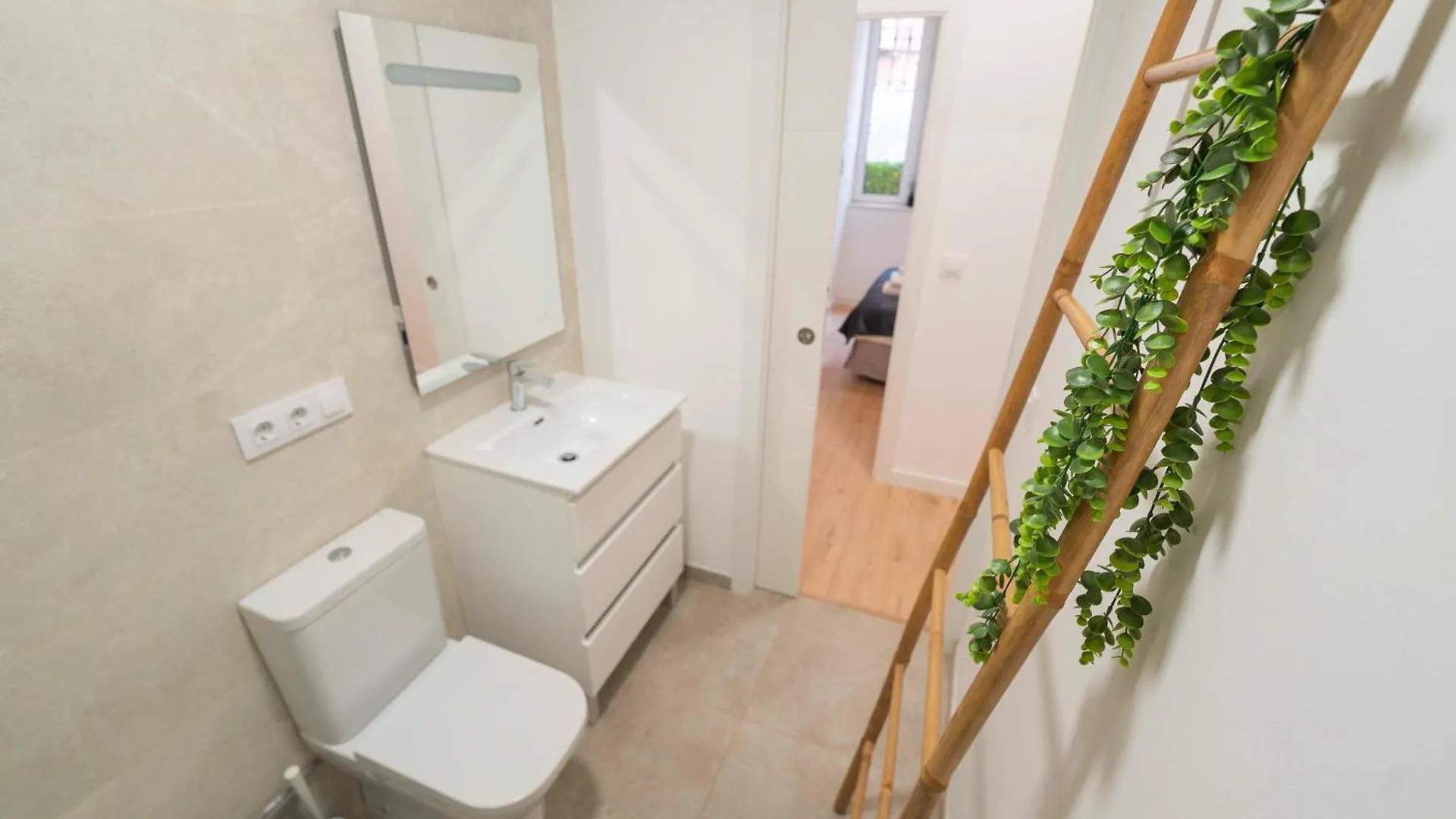 Apartamento A Estrenar Junto Al Centro De La Ciudad Seville