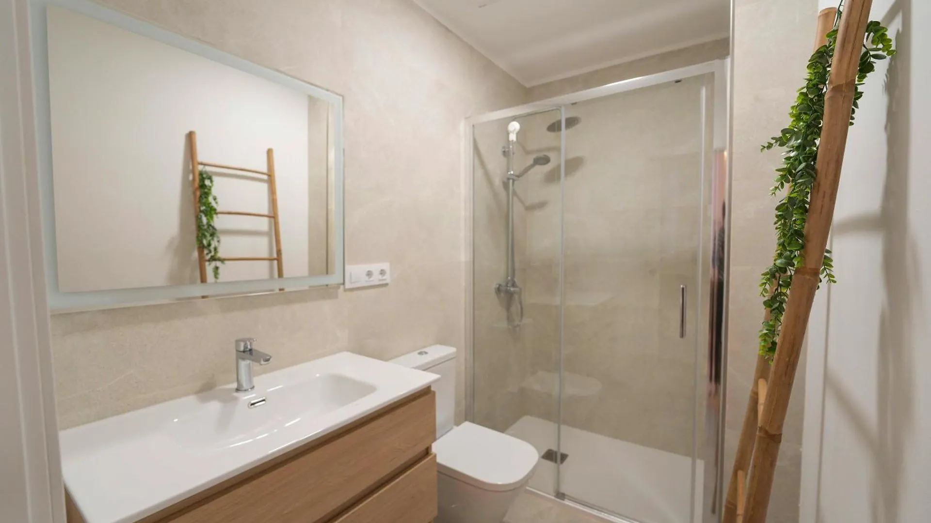 Apartment Apartamento A Estrenar Junto Al Centro De La Ciudad Seville Spain
